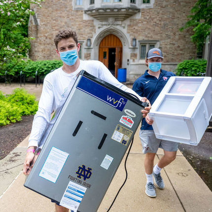 Students move out of Alumni Hall